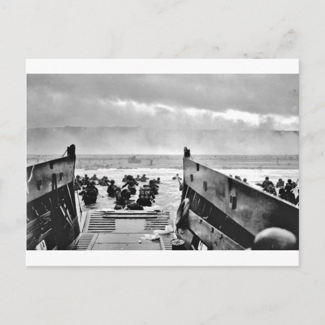 Carte Postale Soldats des LCI se baladant à terre (Devant)