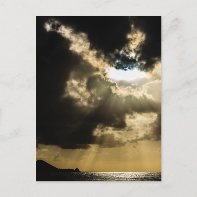 Carte Postale Soleil croissant pendant l'éclipse solaire (Devant)