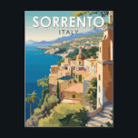 Carte Postale Sorrente Italie Travel Art Vintage<br><div class="desc">Sorrento design de déplacement vectoriel rétro. Perché au sommet de falaises qui séparent la ville de ses marinas animées,  il est connu pour ses vues panoramiques sur l'eau et Piazza Tasso,  un carré bordé de cafés.</div>
