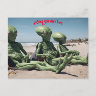 Carte Postale souhaitant être ici aliens sur la plage