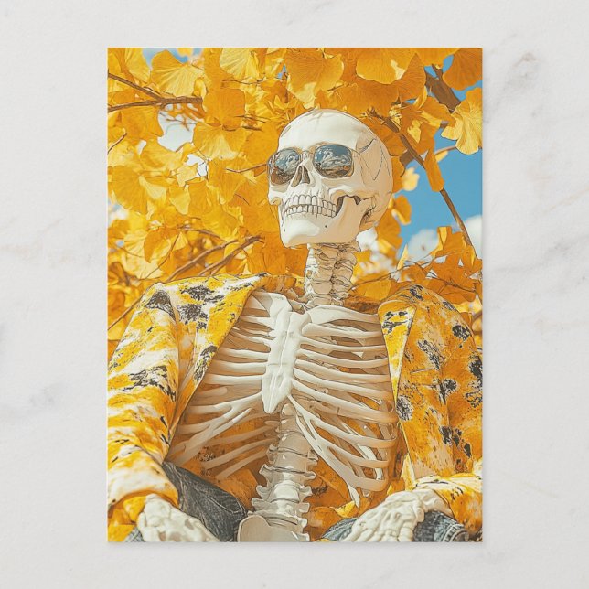 Carte Postale Squelette sous un arbre automnal (Devant)
