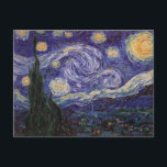 Carte Postale Starry Night, Van Gogh French Town Saint Remy<br><div class="desc">Une ville française "Saint Rémy" est en flammes avec la luminescence des étoiles sur une nuit étoilée bleue. Lumière sur la ville avec nuages,  étoiles et lune de croissant jaune vif à minuit. Tableau impressionniste de poste vintage du peintre français Vincent Van Gogh.</div>