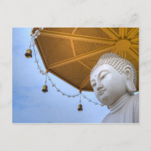 Carte Postale Statue du Bouddha dans Ciel Bleu, cloches paraplui