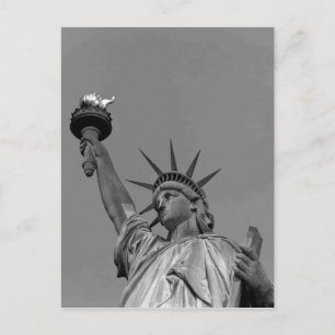 Carte Postale Statue noire et blanche de Liberty New York