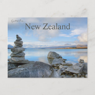 Carte Postale Stones empilées au lac Tekapo Nouvelle-Zélande