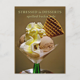 Carte Postale STRESSED est DESSERTS orthographié à l'envers - Ca