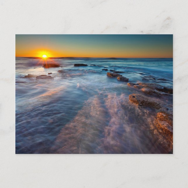 Carte Postale Sun rays illuminate the Pacific Ocean (Devant)