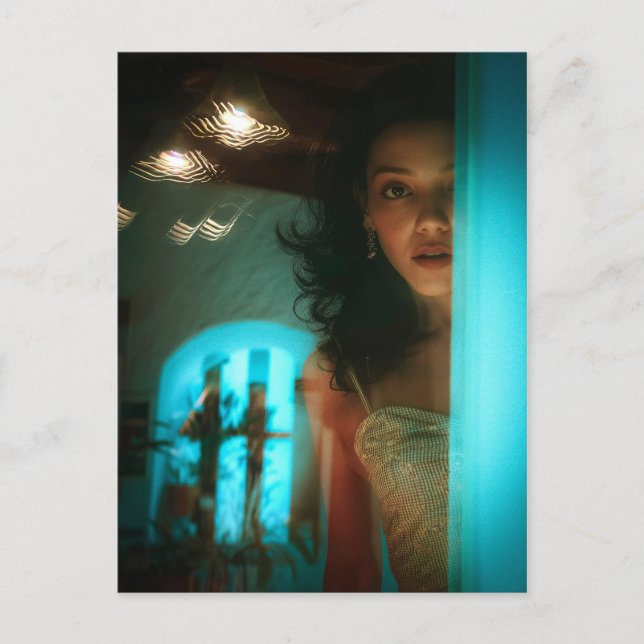 Carte Postale Surprise, sortir d'une porte (Devant)