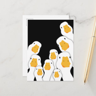 Carte Postale Surveillance inquiétante : les oies surveillent de