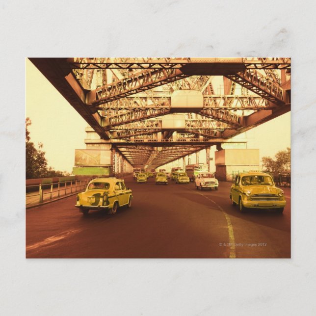 Carte Postale Taxi sur un pont (Devant)
