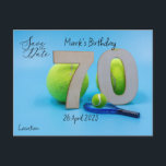 Carte Postale Tennis 70th Birthday Enregistrer l'invitation Date<br><div class="desc">Préparez-vous à vous amuser ! Vous êtes invités à notre célébration Save the Date sur le thème du tennis. Rejoignez-nous le ___(Date)___ à ___(Lieu)___. RSVP aujourd'hui ! Commencez par envoyer des cartes de sauvegarde à vos amis et à votre famille! Vous pouvez trouver de superbes cartes sur le thème du...</div>