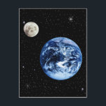 Carte Postale Terre et Lune<br><div class="desc">Vue Art numérique sur la terre et la lune.</div>