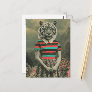 Carte Postale Tigre Surréaliste en Vêtements Humains