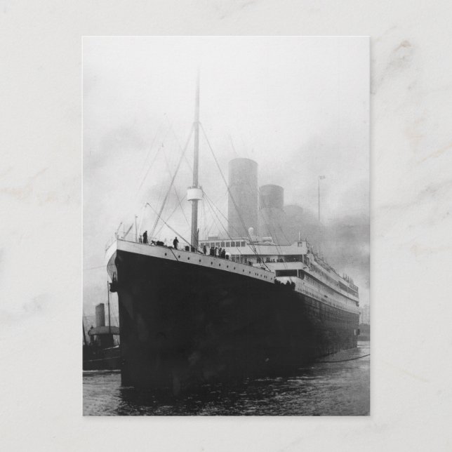 Carte Postale Titanic dans le bassin à Southampton (Devant)