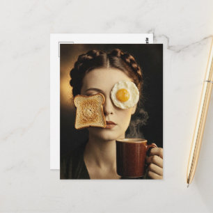 Carte Postale Toast de petit-déjeuner surréaliste femme avec œuf