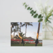 Carte Postale Torches Waikiki Tiki (Debout devant)