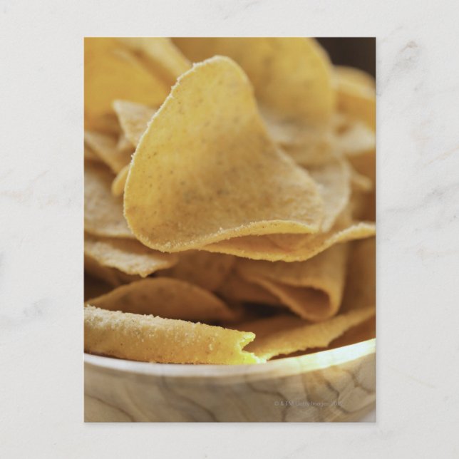 Carte Postale Tortilla chips dans un bol de bois (Devant)