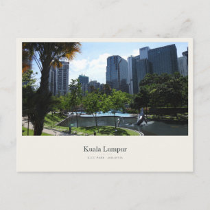 Carte Postale Tours de Kuala Lumpur et verdure du parc KLCC