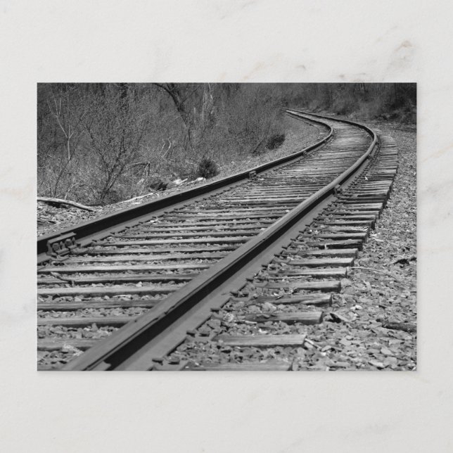 Carte Postale Traces de train courbées en noir et blanc (Devant)