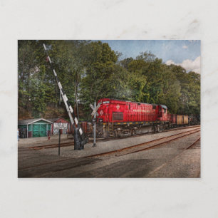 Carte Postale Train - Diesel - Attention à la locomotive