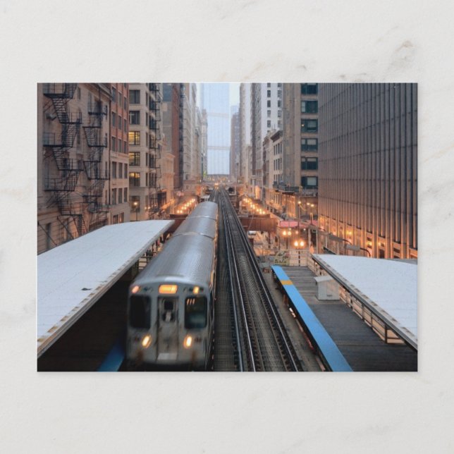Carte Postale Train en hauteur dans le centre-ville de Chicago s (Devant)