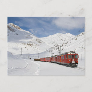 Carte Postale Train local sur la ligne du Bernina Suisse