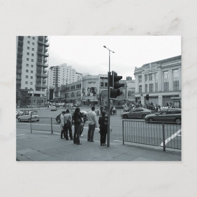 Carte Postale Traverser la route (Devant)