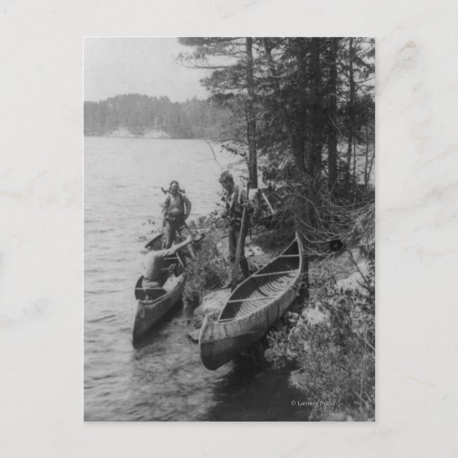 Carte Postale Trois chasseurs avec canots à terre (Devant)