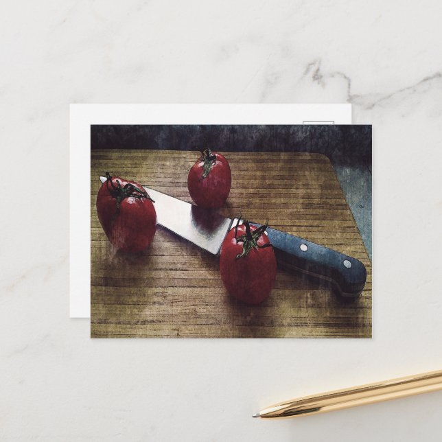 Carte Postale Trois tomates rouges sur une planche à découper (Devant/Arrière en situation)