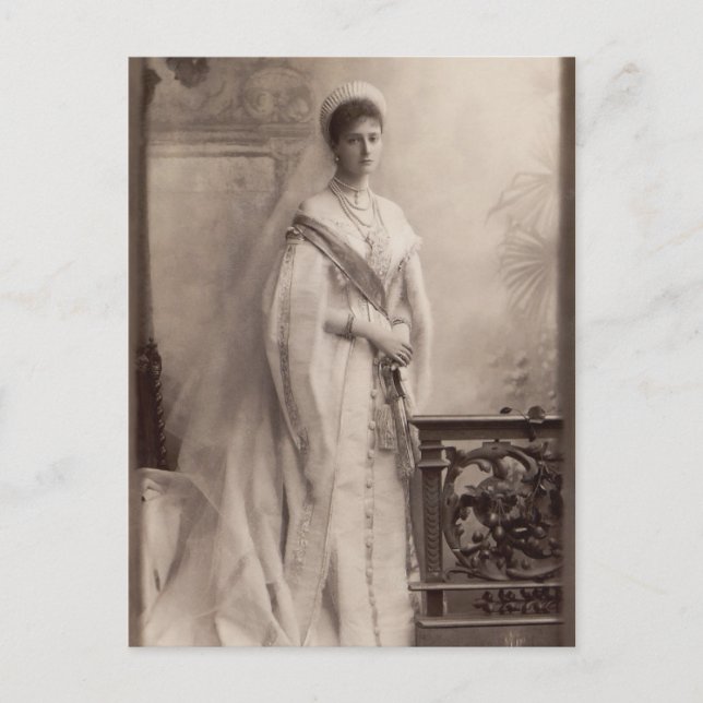 Carte Postale Tsarina Alexandra de Russie, Romanov en gala (Devant)
