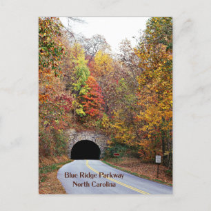 Carte Postale Tunnel sur la promenade Blue Ridge de la Caroline 