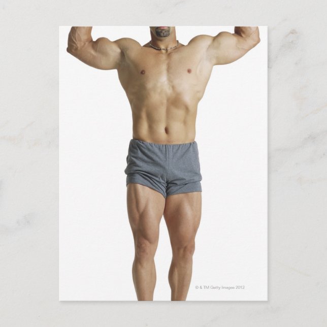 Carte Postale un adulte bodybuilder caucasien masculin tient son (Devant)