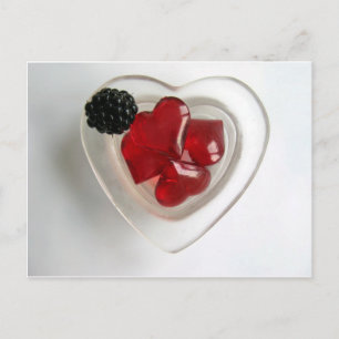 Carte Postale Un bol de cœurs et une mûre