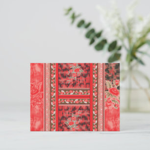 Carte Postale un design floral rouge et vert sur fond noir