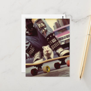 Carte Postale Un hamster de skateboard dans la ville Retro Punk