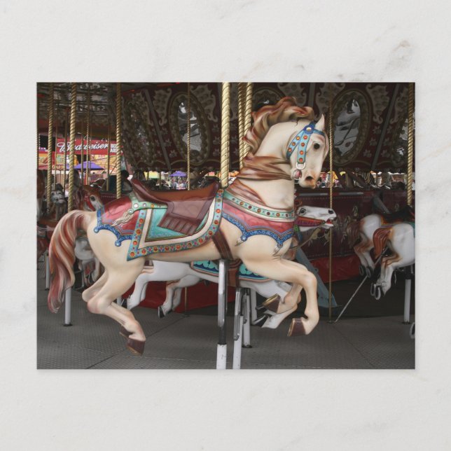 Carte Postale Un majestueux cheval de carrousel. (Devant)