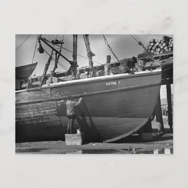 Carte Postale Un manteau frais, 1942 (Devant)