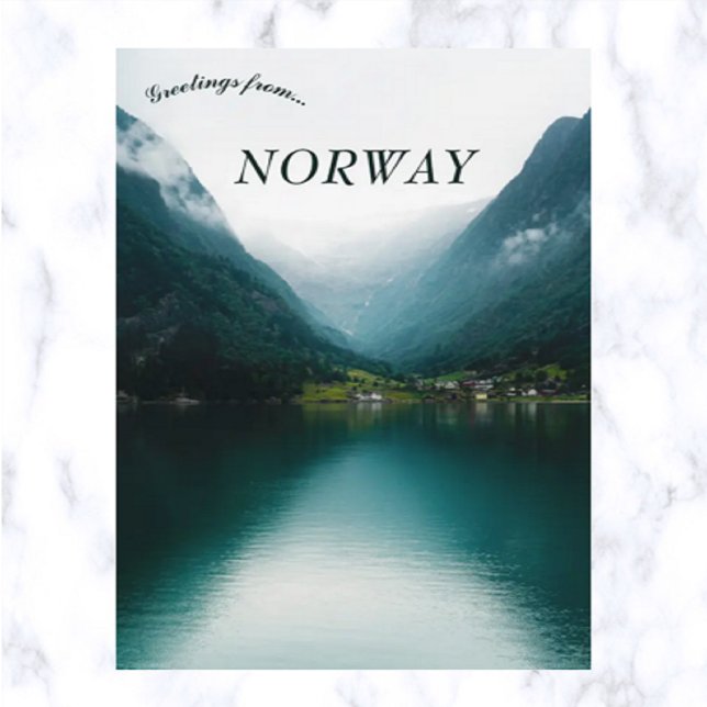 Carte Postale Un petit village de pêcheurs à Årdal en Norvège (Créateur téléchargé)