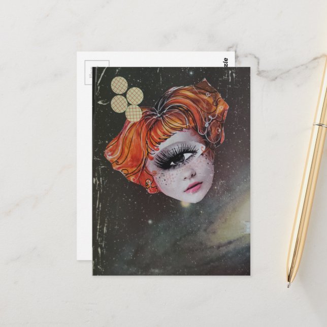 Carte Postale Un visage dans l'espace collage de médias mixtes (Devant/Arrière en situation)