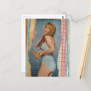 Carte Postale Une belle femme en 1957 sur la plage collage