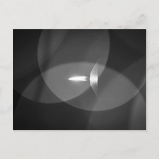 Carte Postale Une bougie brûlante