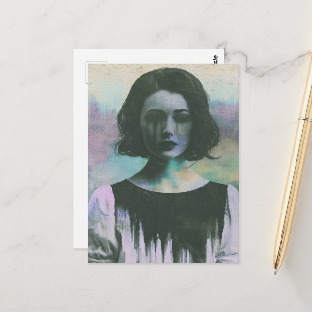 Carte Postale Une femme triste (Devant/Arrière en situation)