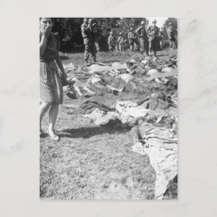 Carte Postale Une fille allemande est dépassée comme image she_W