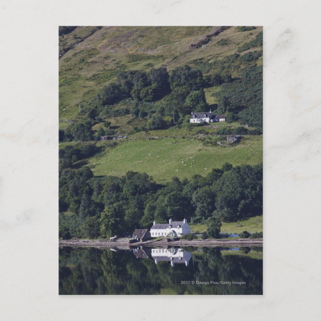 Carte Postale Une Maison Le Long De L'Eau (Devant)