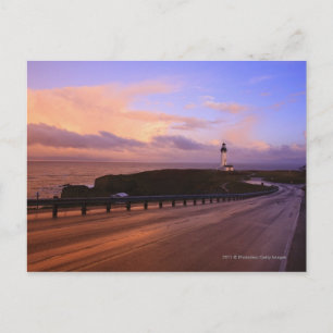 Carte Postale Une Route Et Un Phare Le Long De La Côte Au Couche