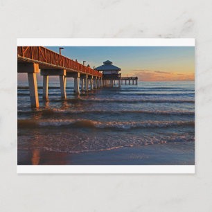 Carte Postale Une ruée de vagues