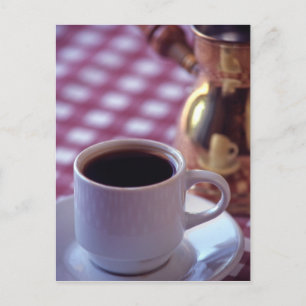 Carte Postale Une tasse de café arabe. Syrie. Le milieu