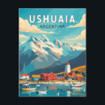 Carte Postale Ushuaia Argentina Travel Art Vintage<br><div class="desc">Ushuaia rétro design de voyage vectoriel. C'est une ville balnéaire en Argentine. Il est situé sur l'archipel de la Terre de Feu,  la pointe la plus méridionale d'Amérique du Sud,  surnommée la "Fin du monde".</div>