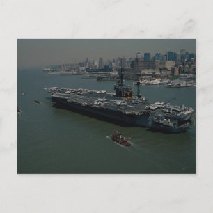 Carte Postale USS John F. Kennedy", qui entre dans le Hudson R d