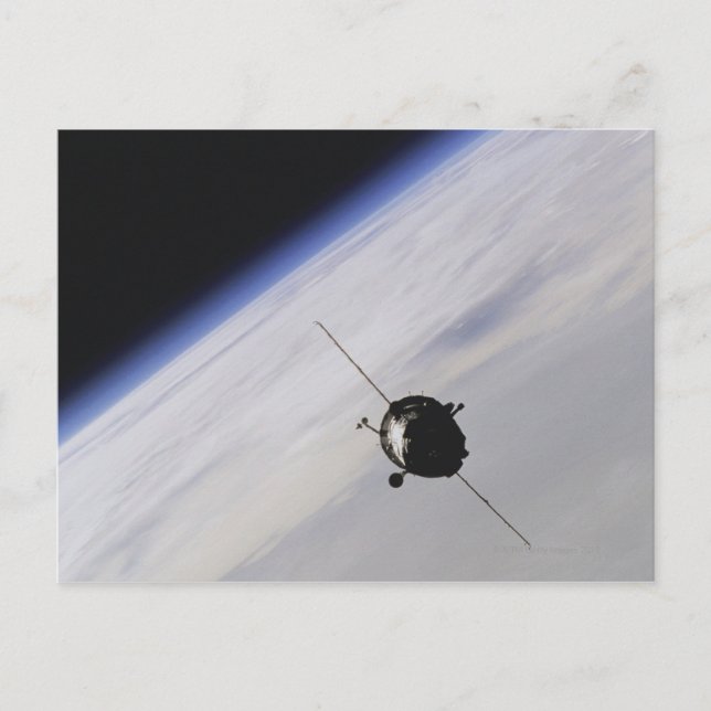 Carte Postale Vaisseau spatial dans l'espace extra-atmosphérique (Devant)